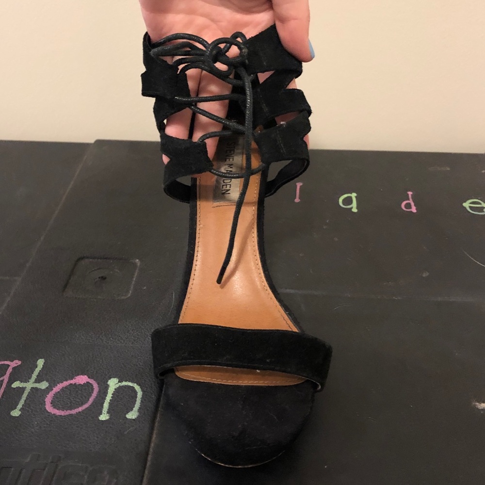 STEVE MADDEN HEEL